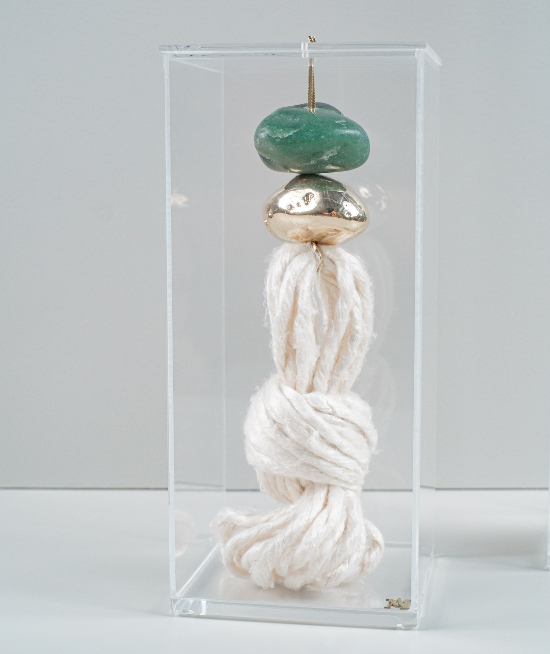 Green Quartz/Silk Sculpture M