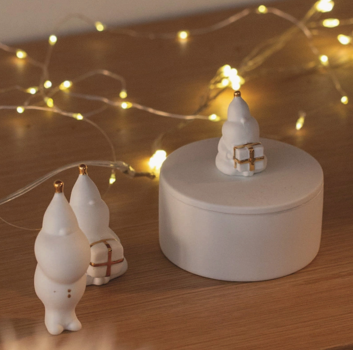 Santa Porcelain Container & Lid